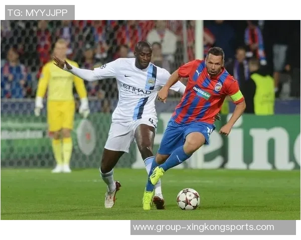 贝尼特斯执教下的利物浦对决巴萨的经典之战回顾与分析